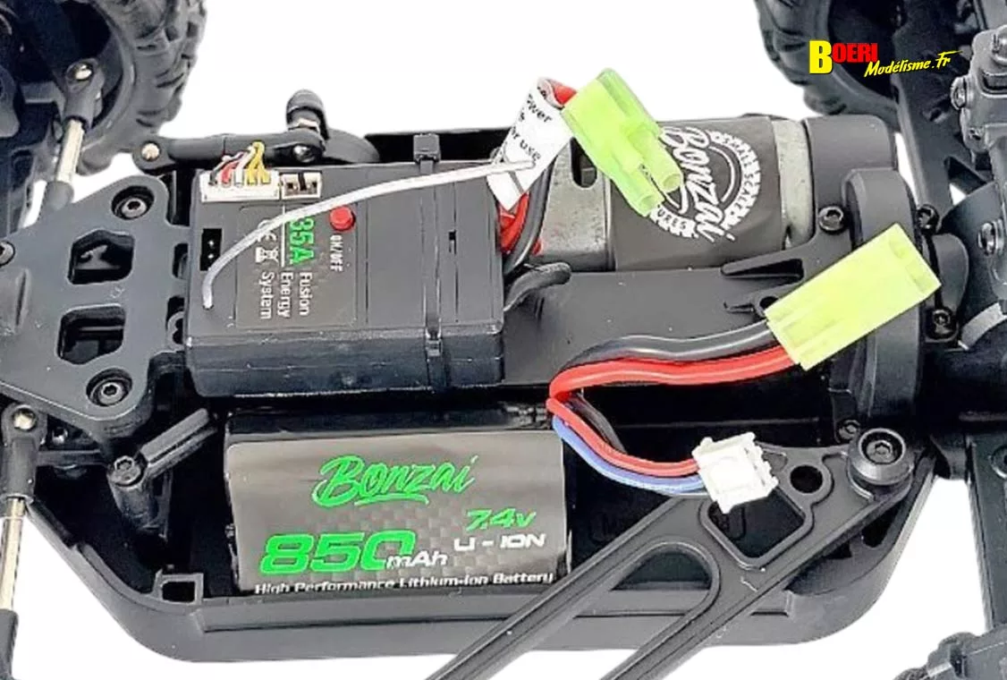 Bonzai Intrepid Monster Truck RC 1/14 4WD prêt à rouler Bonzai Intrepid Monster Truck RC 1/14 4WD prêt à rouler