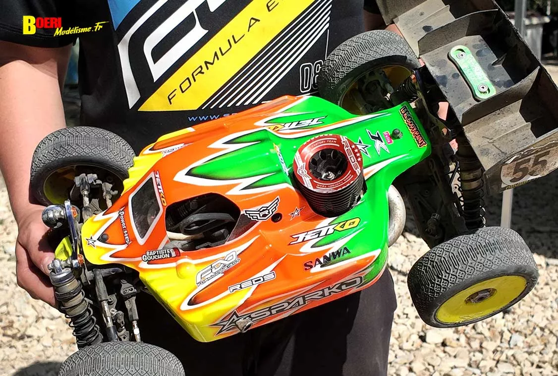 Découvrez le Challenge 100% RC 2026 à Pertuis ! Programme, catégories de voitures et circuit MBCP. Découvrez le Challenge 100% RC 2026 à Pertuis