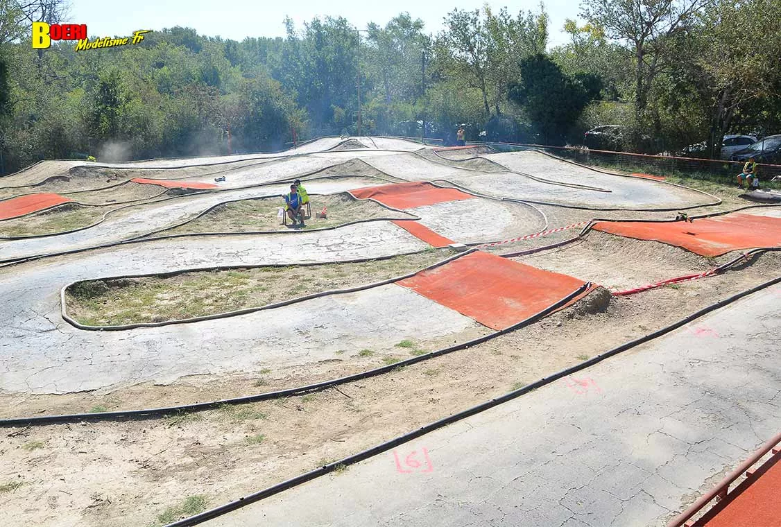 Découvrez le Challenge 100% RC 2026 à Pertuis ! Programme, catégories de voitures et circuit MBCP. Découvrez le Challenge 100% RC 2026 à Pertuis