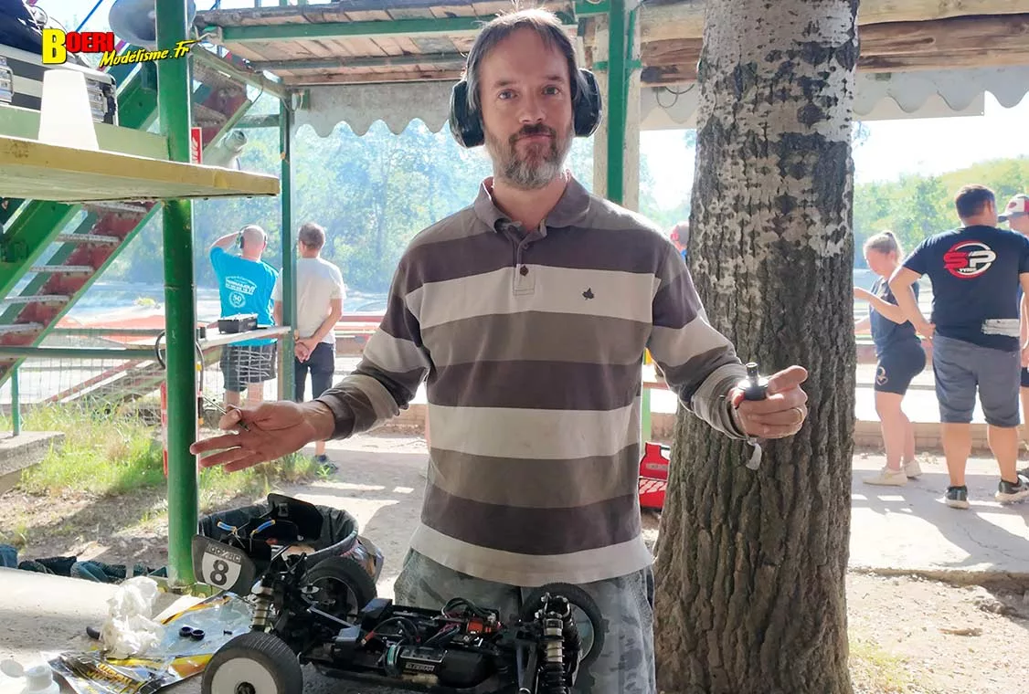 Découvrez le Challenge 100% RC 2026 à Pertuis ! Programme, catégories de voitures et circuit MBCP. Découvrez le Challenge 100% RC 2026 à Pertuis