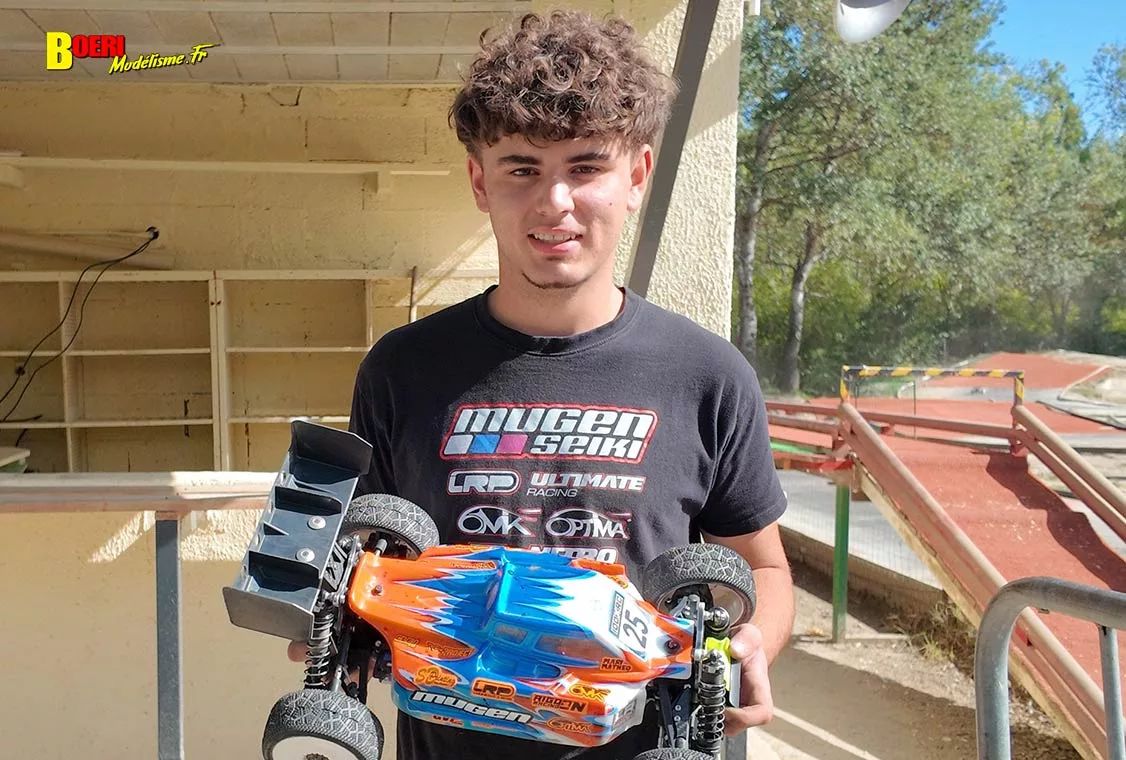 Découvrez le Challenge 100% RC 2026 à Pertuis ! Programme, catégories de voitures et circuit MBCP. Découvrez le Challenge 100% RC 2026 à Pertuis