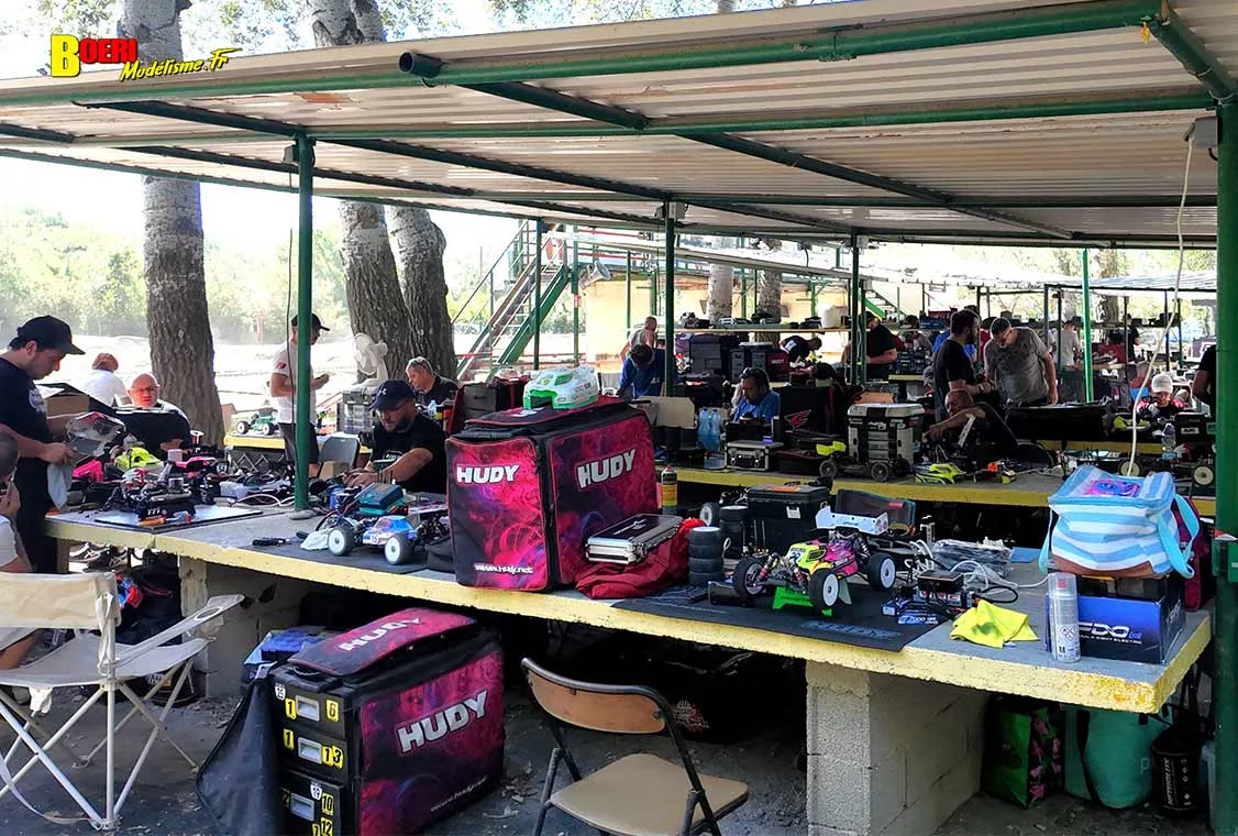 Découvrez le Challenge 100% RC 2026 à Pertuis ! Programme, catégories de voitures et circuit MBCP. Découvrez le Challenge 100% RC 2026 à Pertuis