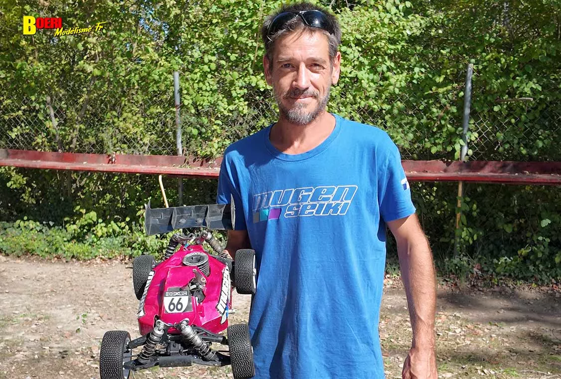 Découvrez le Challenge 100% RC 2026 à Pertuis ! Programme, catégories de voitures et circuit MBCP. Découvrez le Challenge 100% RC 2026 à Pertuis