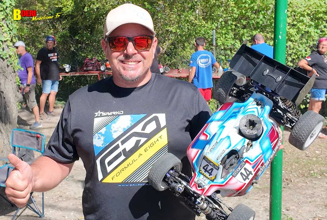 Découvrez le Challenge 100% RC 2026 à Pertuis ! Programme, catégories de voitures et circuit MBCP. Découvrez le Challenge 100% RC 2026 à Pertuis