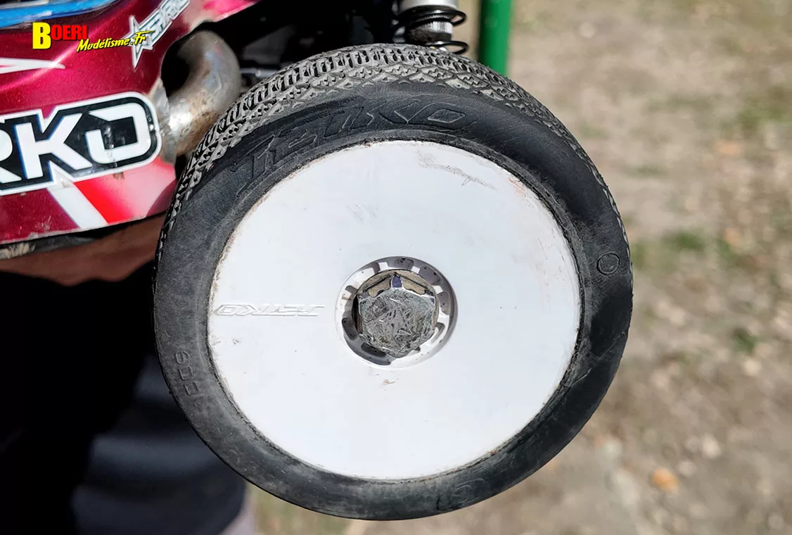 Découvrez le Challenge 100% RC 2026 à Pertuis ! Programme, catégories de voitures et circuit MBCP. Découvrez le Challenge 100% RC 2026 à Pertuis