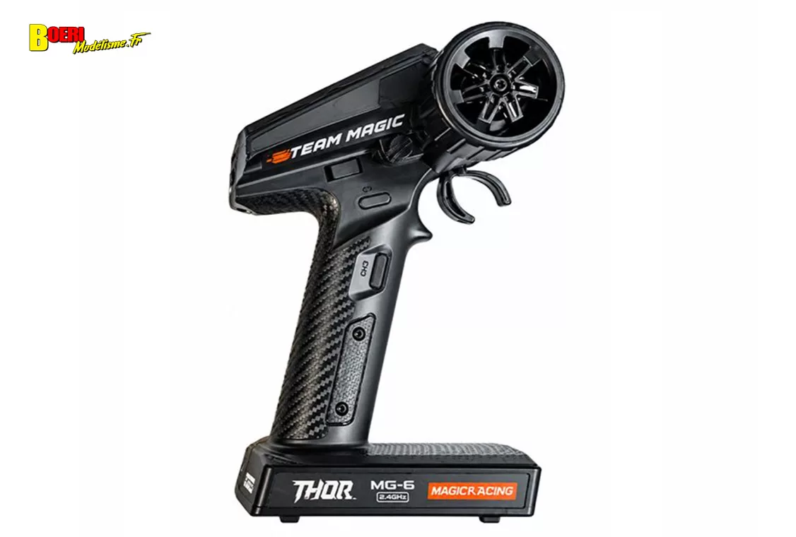 Emetteur à volant en 2.4 Ghz du Buggy radiocommandé Team Magic B8ER II Brushless 4x4 à l'échelle 1/8 Découvrez le Team Magic B8ER II, un buggy RC 1/8 Brushless 4x4. Caractéristiques techniques,